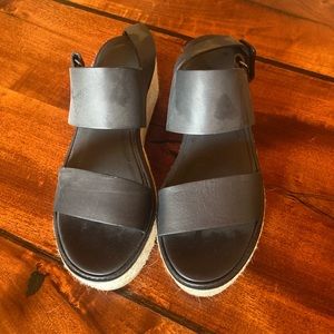 Black Vince platform sandals, size 9